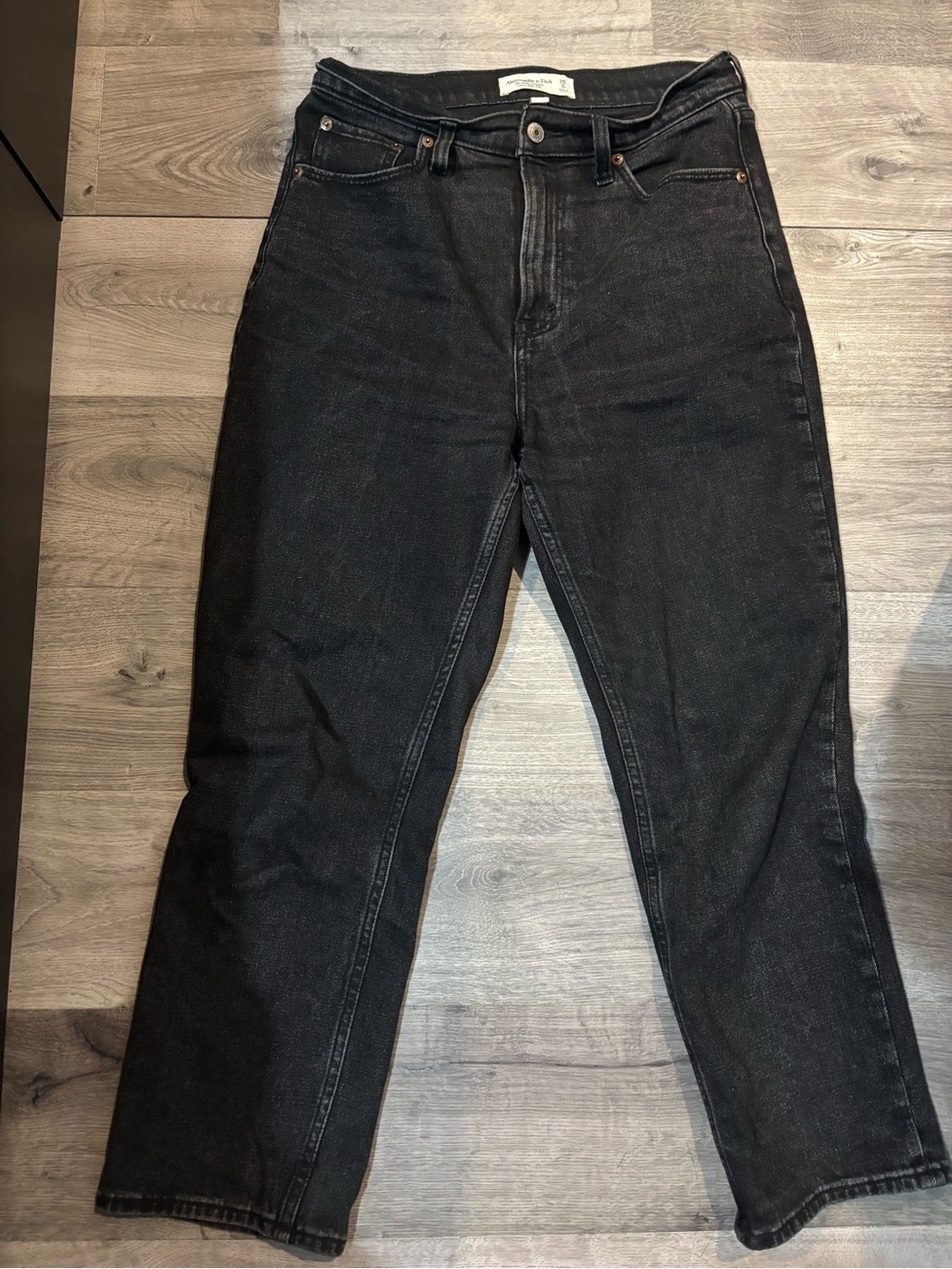 Abercrombie & Fitch Black High-Rise Straight Jeans